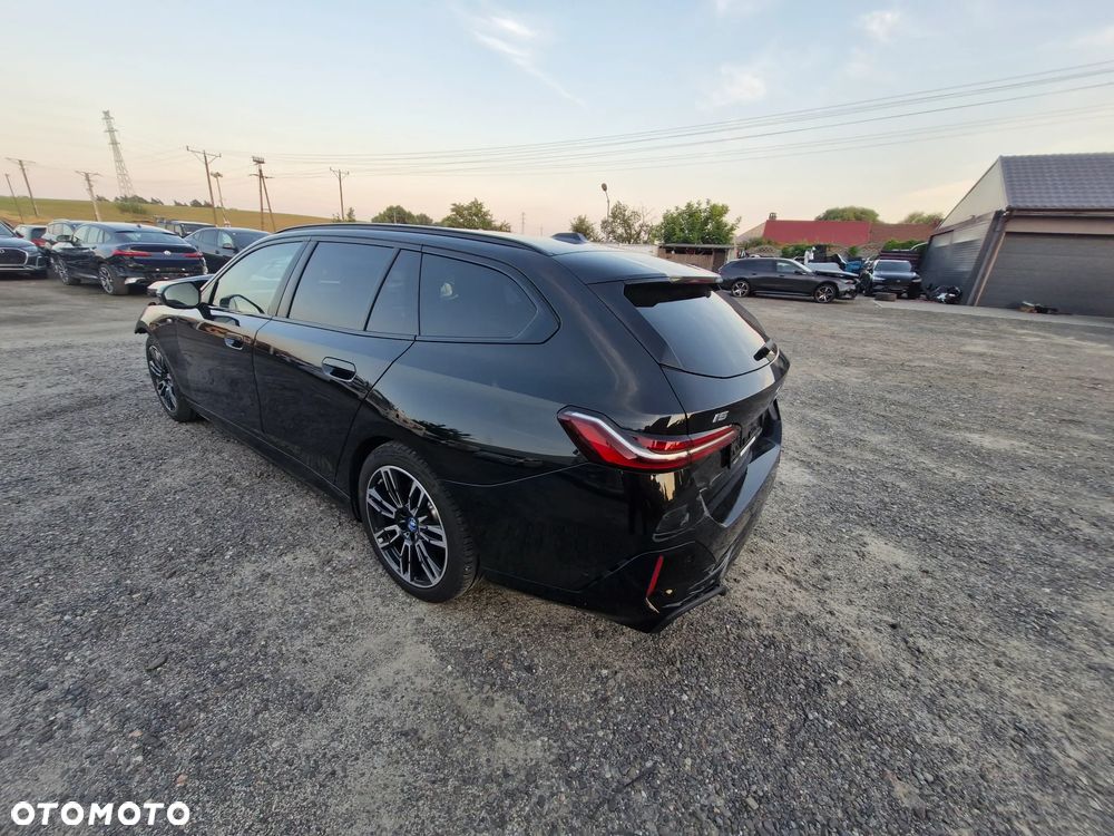 BMW i5 eDrive40 - 15