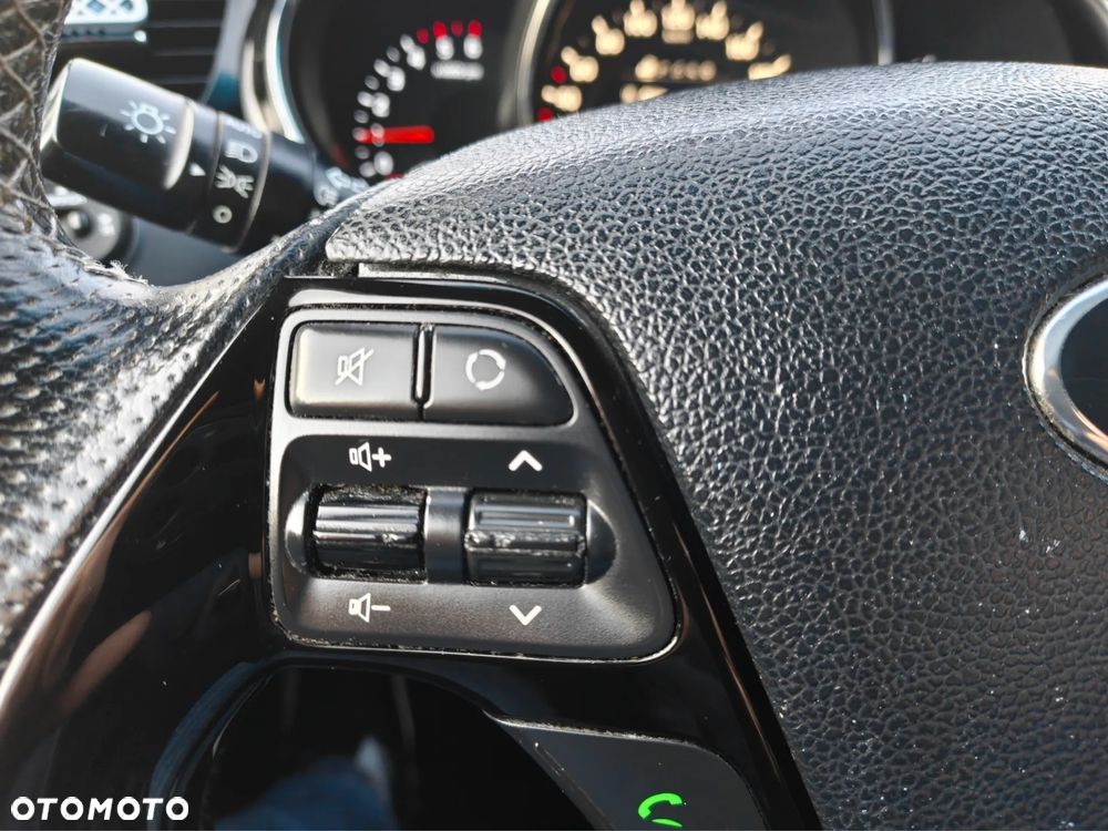 Kia Ceed 1.6 CRDi 136 DCT ISG GT Line - 33