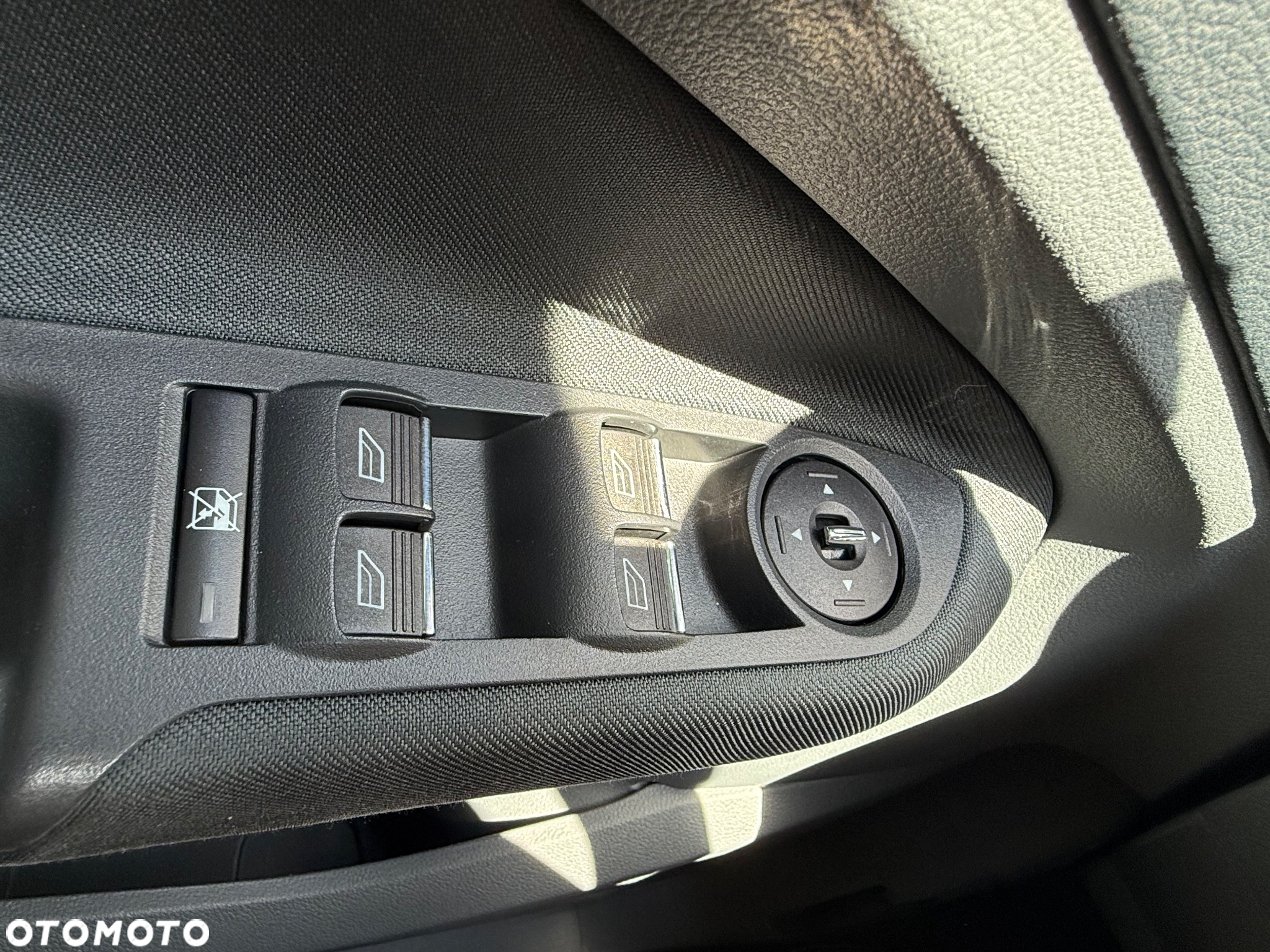Ford C-MAX 1.0 EcoBoost Start-Stopp-System Business Edition - 23