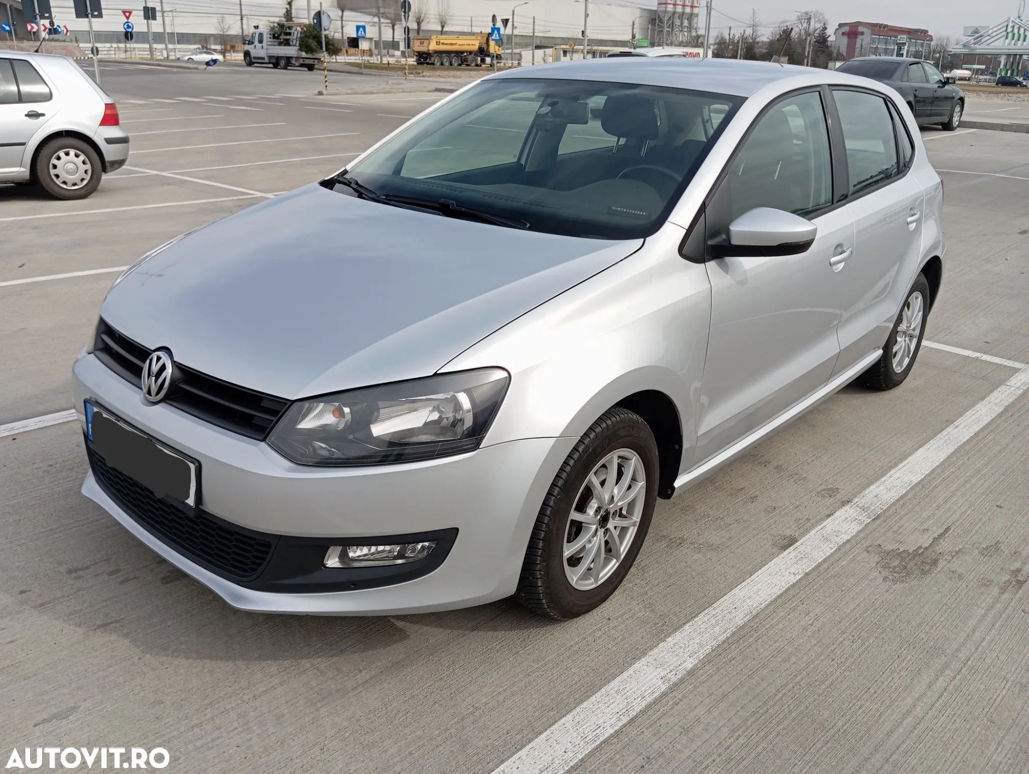 Volkswagen Polo - 1