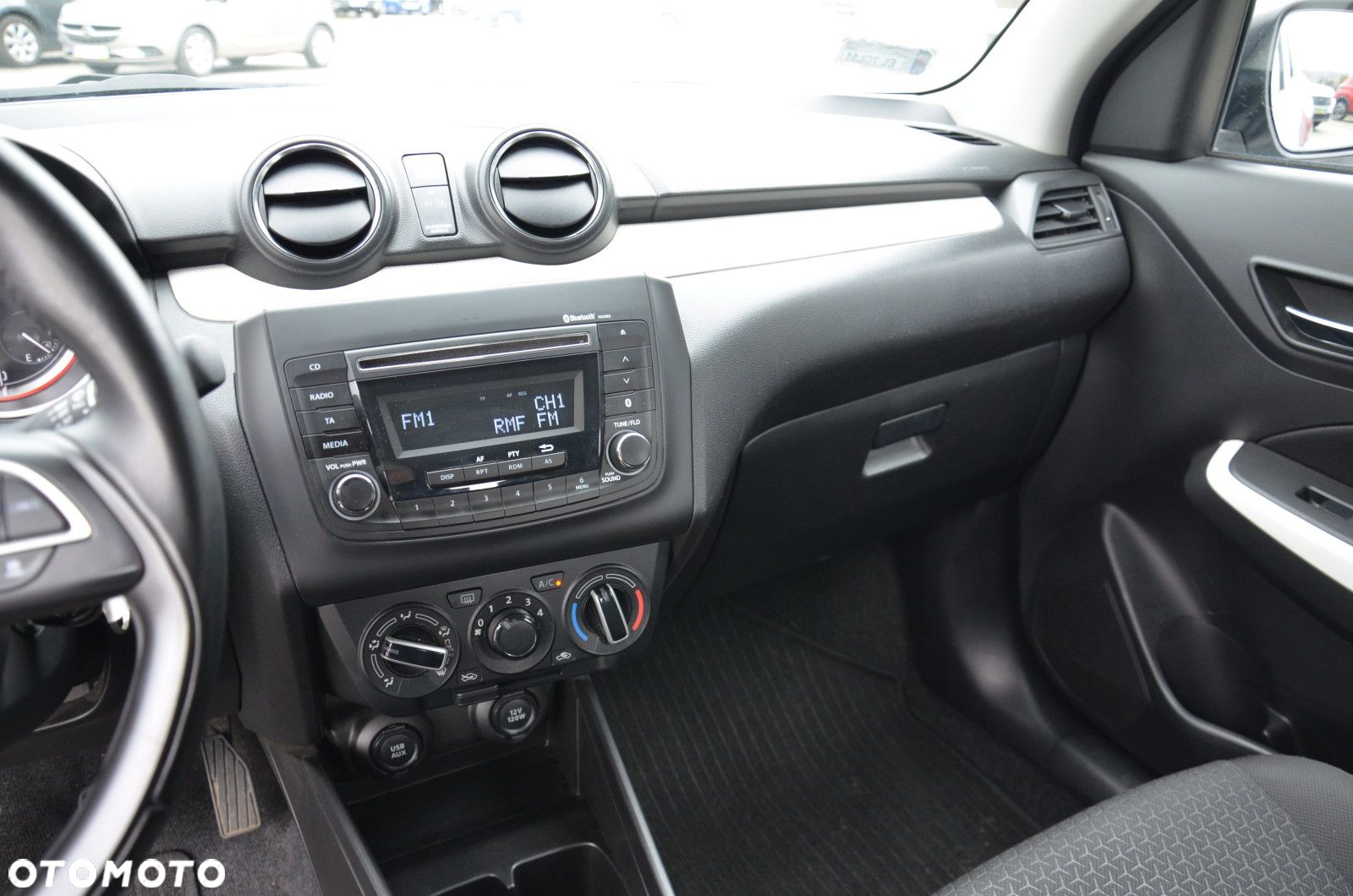 Suzuki Swift - 14