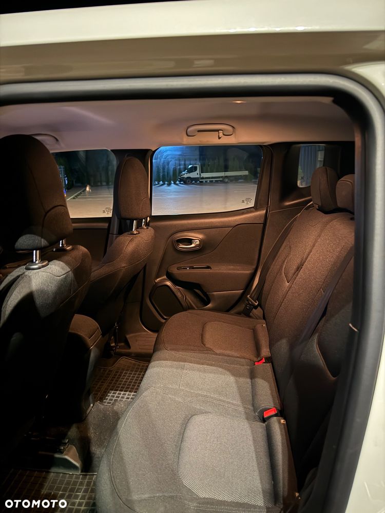 Jeep Renegade 1.0 GSE T3 Turbo Longitude FWD S&S - 8