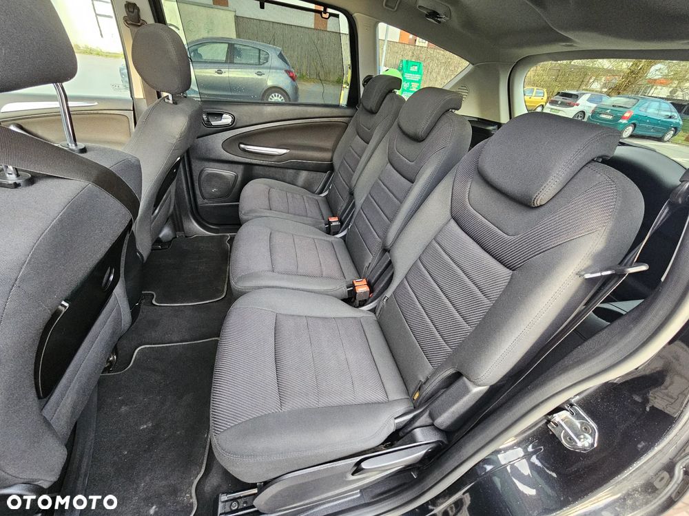 Ford S-Max 2.0 TDCi DPF Titanium - 17