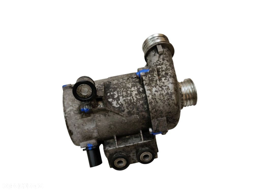 ELEKTRYCZNA POMPA WODY BMW E60 E61 E90 E91 2.5 190KM N53 - 4