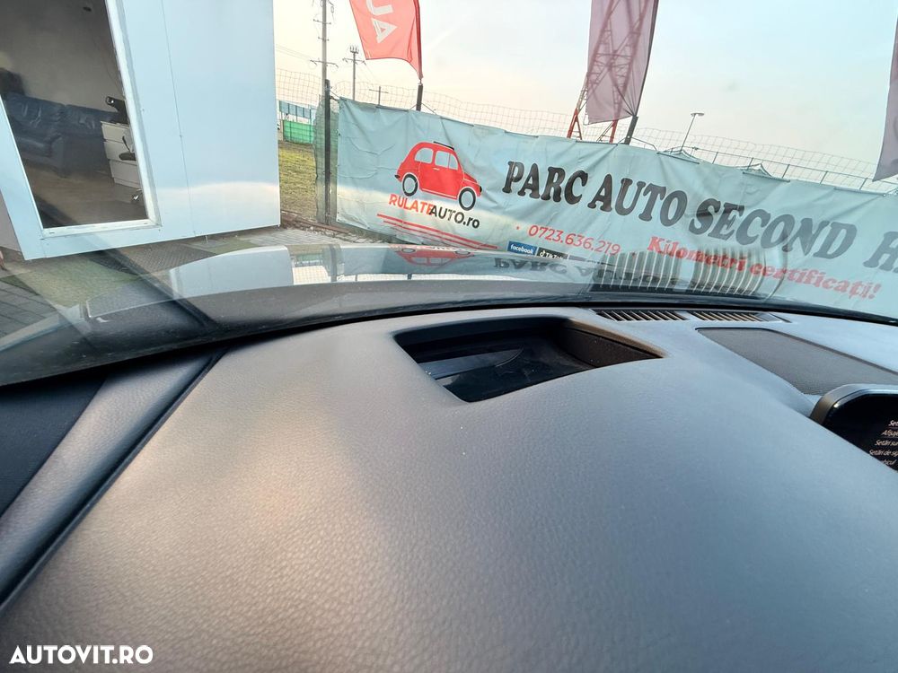 Mazda 3 e-Skyactiv G122 AT MHEV Plus - 9