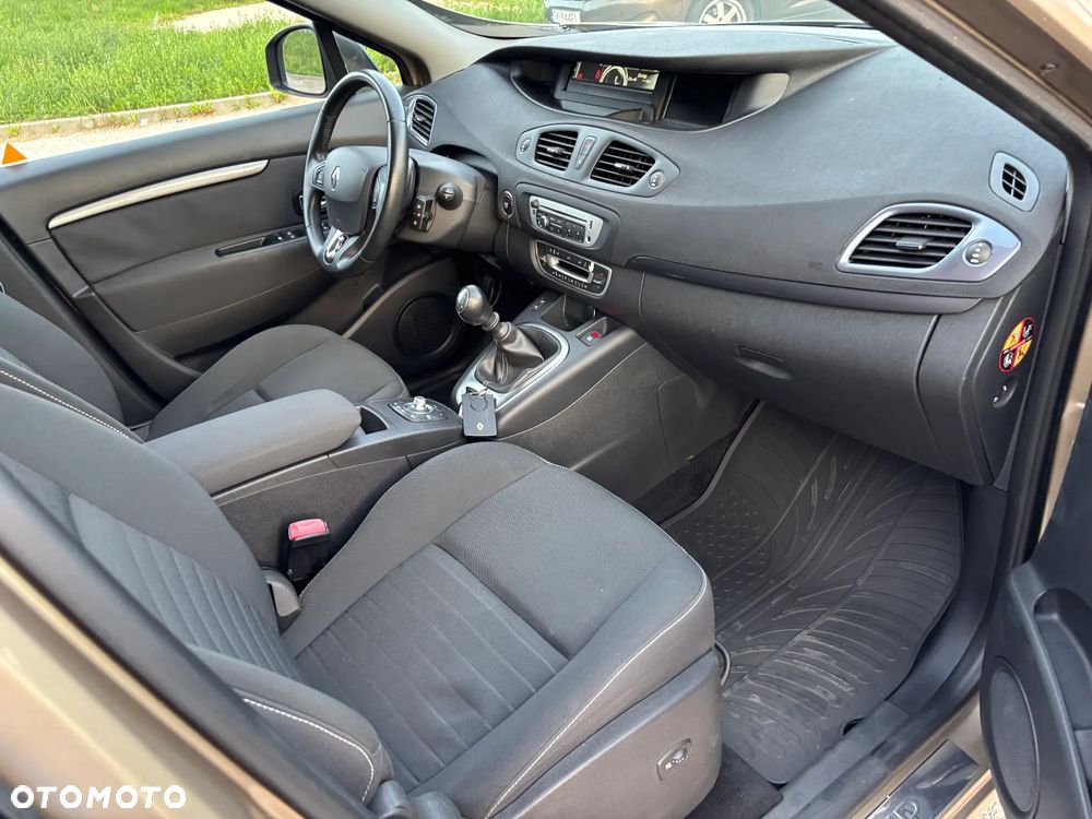 Renault Scenic Energy TCe 115 S&S LIMITED - 21