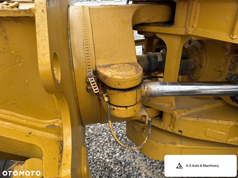 Caterpillar 730C - 25