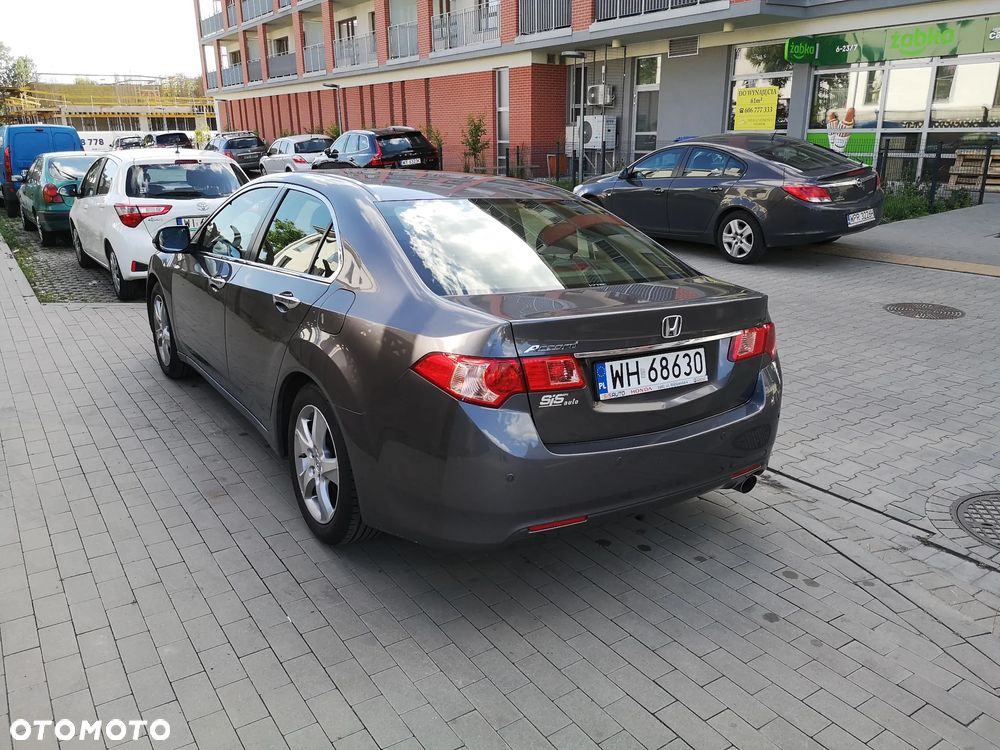 Honda Accord 2.0 Executive - 2