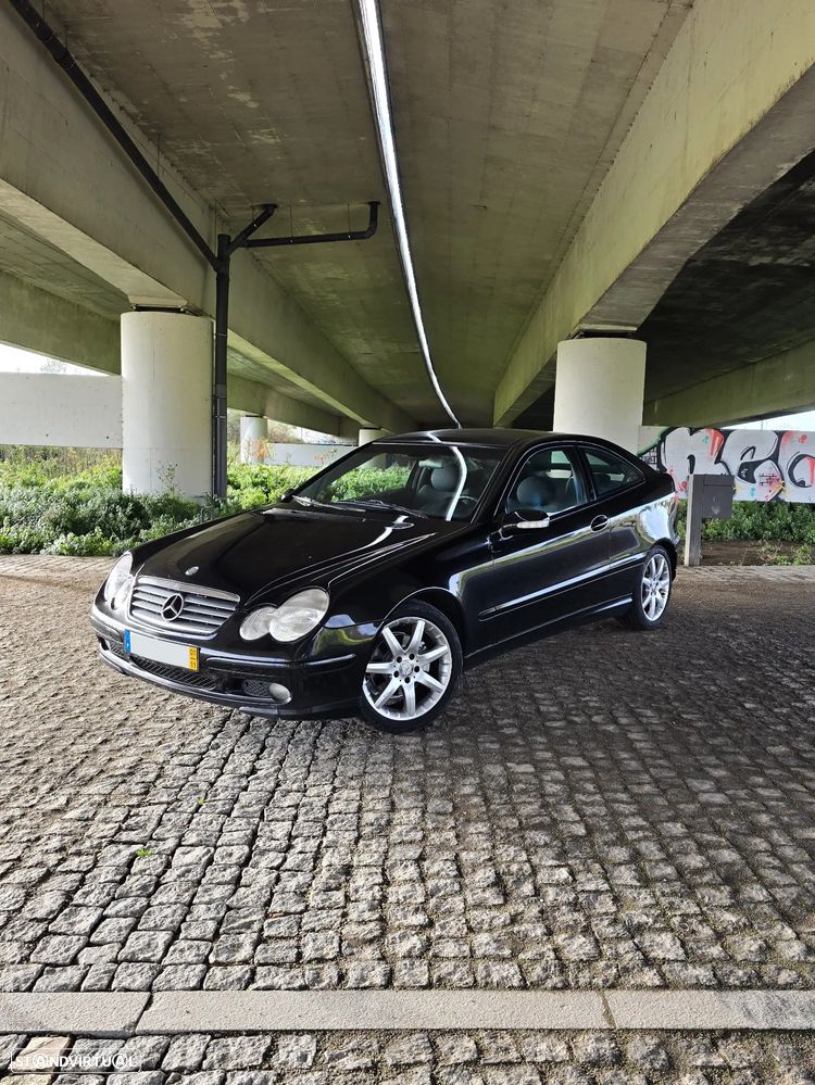 Mercedes-Benz C 220 - 1