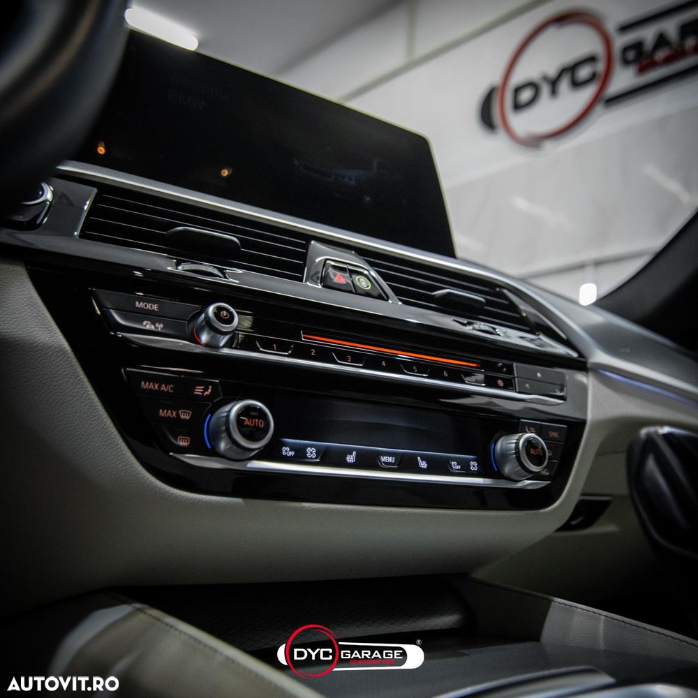 BMW Seria 5 520d xDrive AT - 13