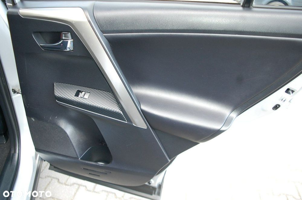 Toyota RAV4 - 33