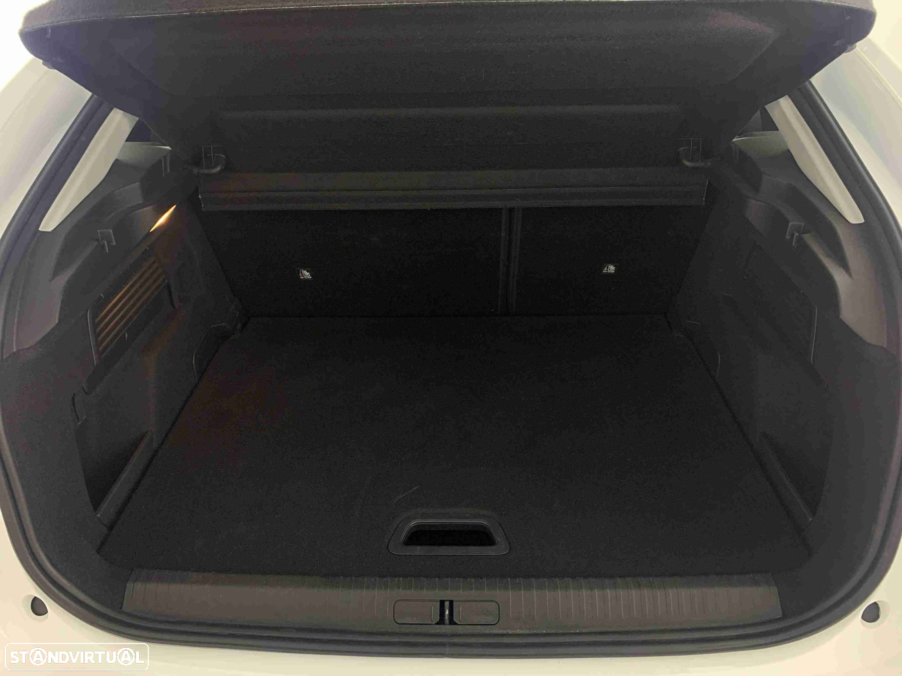 Citroën C4 1.5 BlueHDi Plus EAT8 - 13