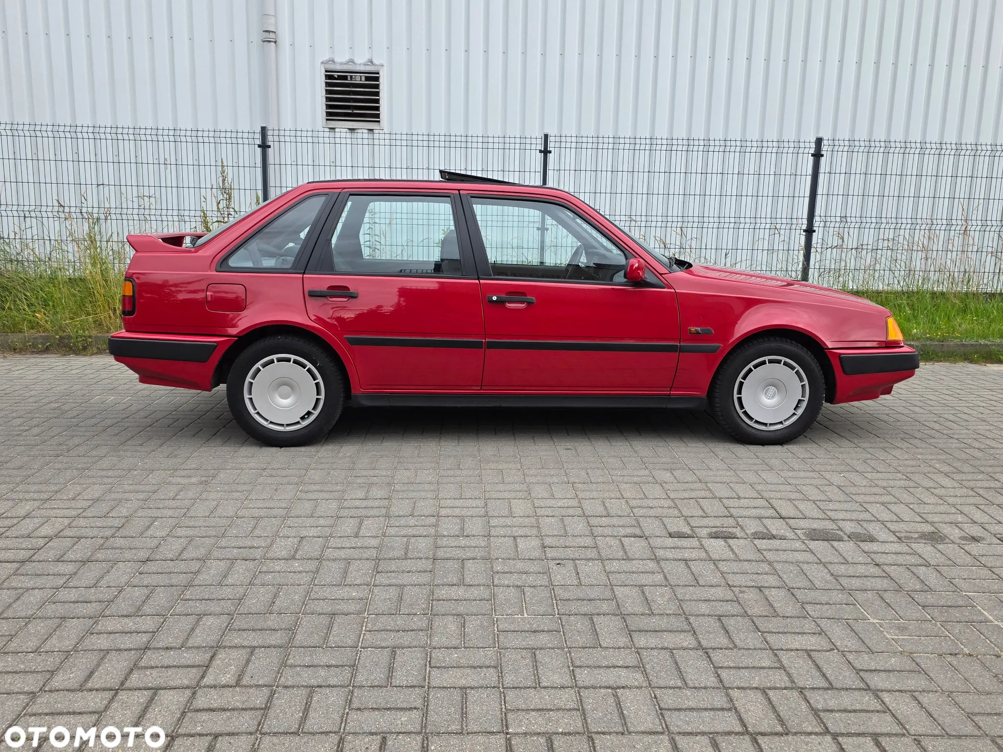 Volvo Seria 400 - 26
