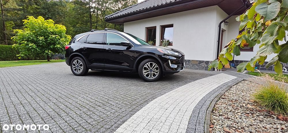 Ford Kuga - 2