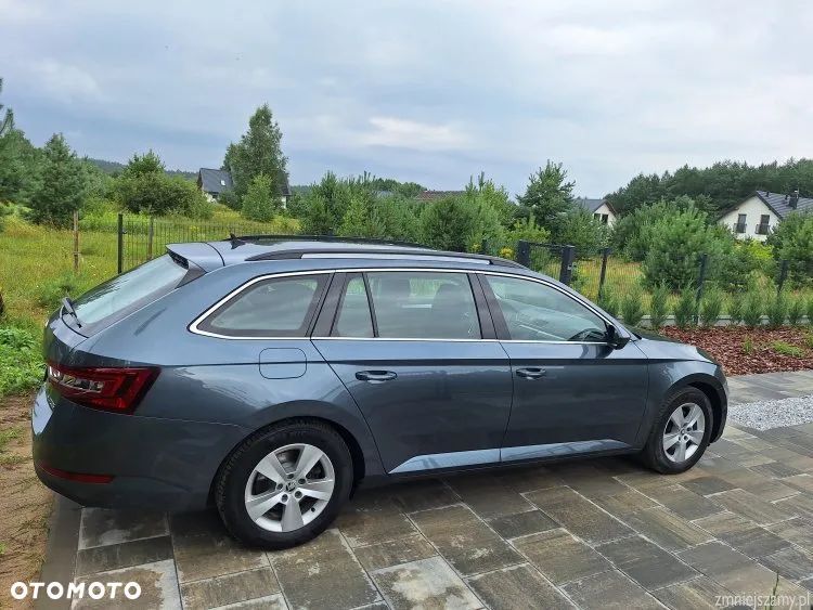 Skoda Superb 2.0 TDI Style - 6