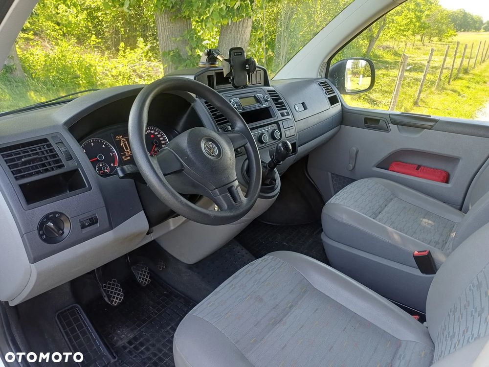 Volkswagen Transporter - 5