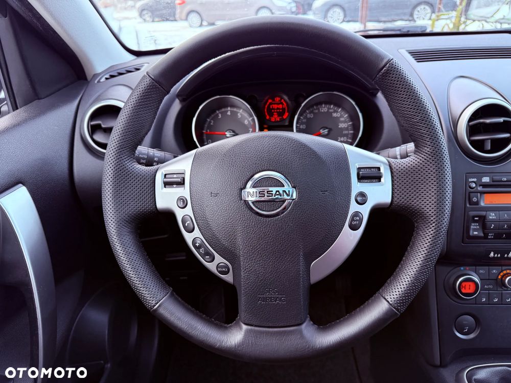 Nissan Qashqai+2 2.0 Tekna - 29