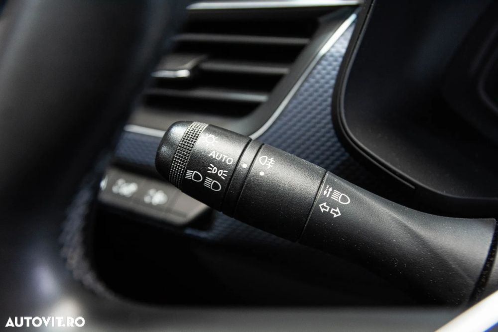 Renault Arkana E-TECH 145 Evolution - 24