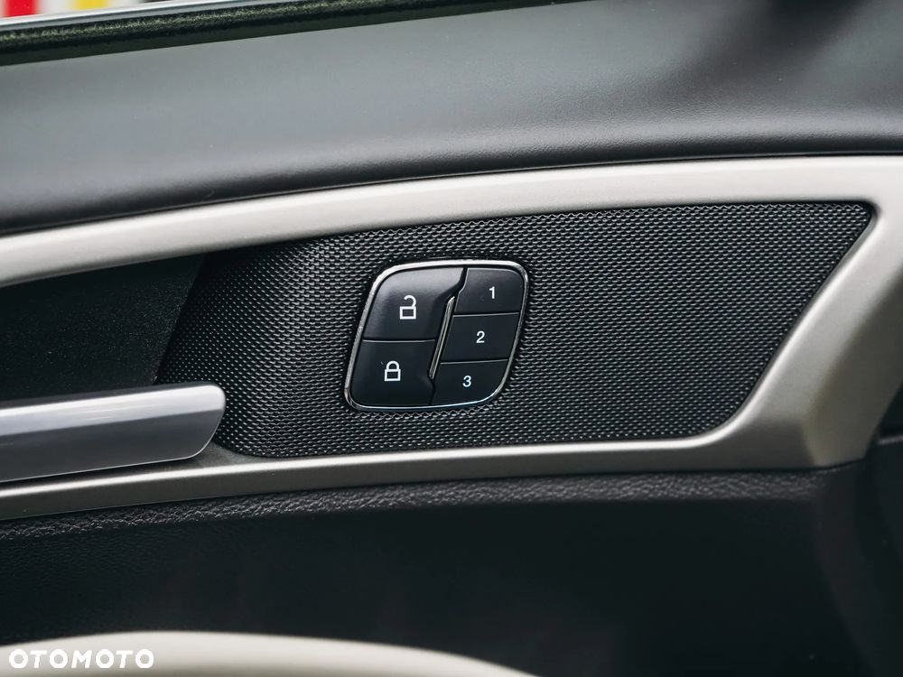 Ford Mondeo 2.0 CVT VIGNALE - 18