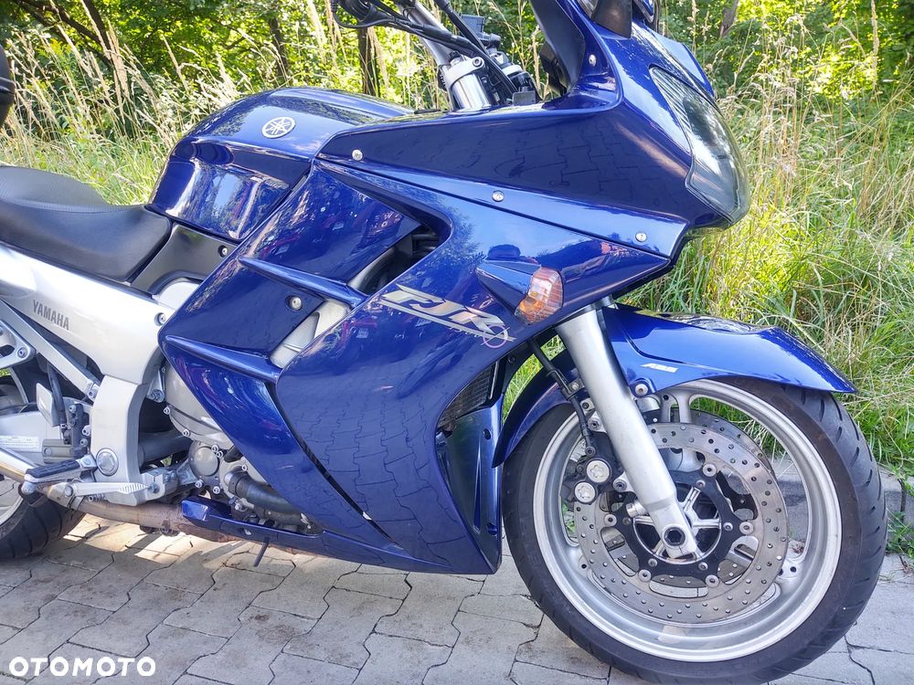 Yamaha FJR - 2