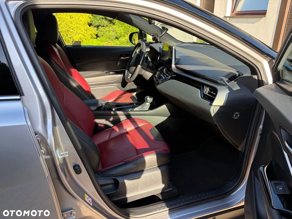Toyota C-HR - 10