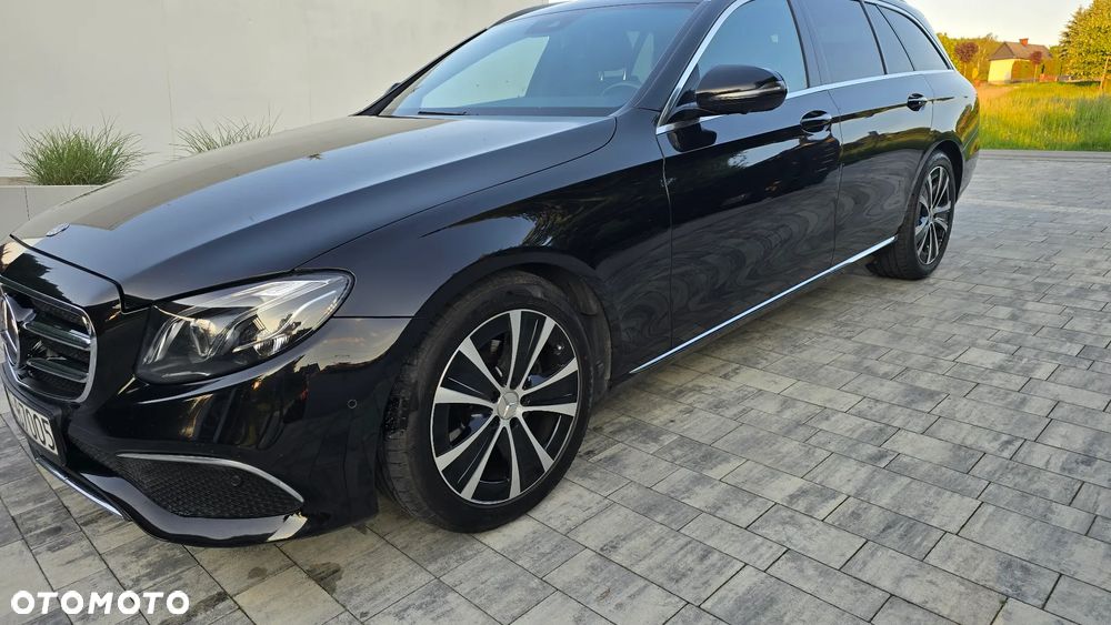 Mercedes-Benz Klasa E - 9