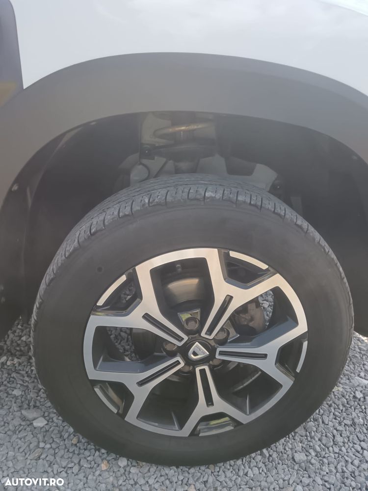 Dacia Duster 1.6 SCe 4WD Prestige jante 17" - 18