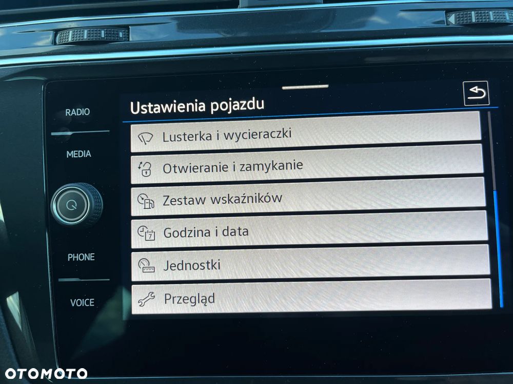 Volkswagen Tiguan - 30