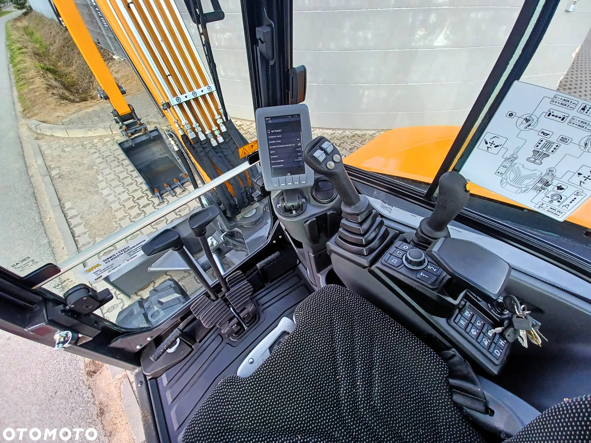 Case CX50D - 8