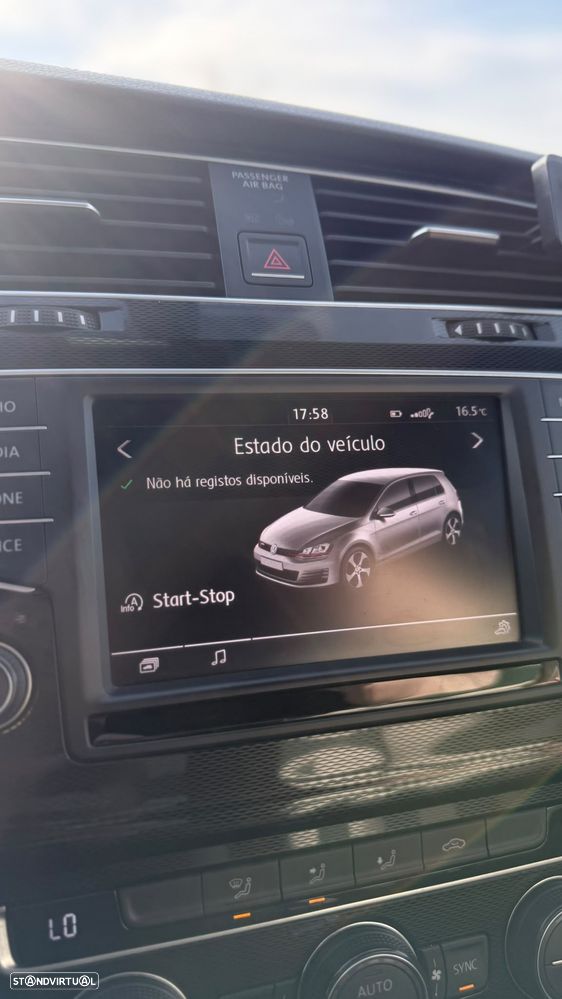 VW Golf GTI Performance BlueMotion DSG - 10