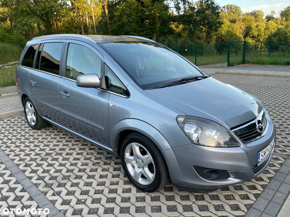 Opel Zafira 1.6 Enjoy - 19