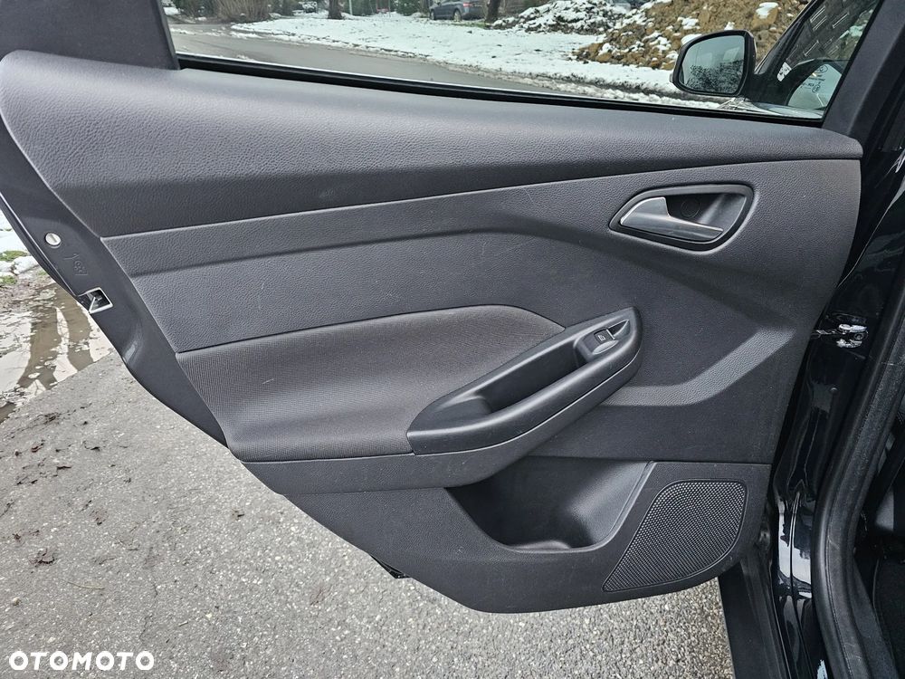 Ford Focus 1.0 EcoBoost Start-Stopp-System Champions Edition - 16