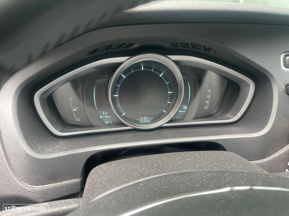 Volvo V40 1.6 D2 Momentum Powershift - 6
