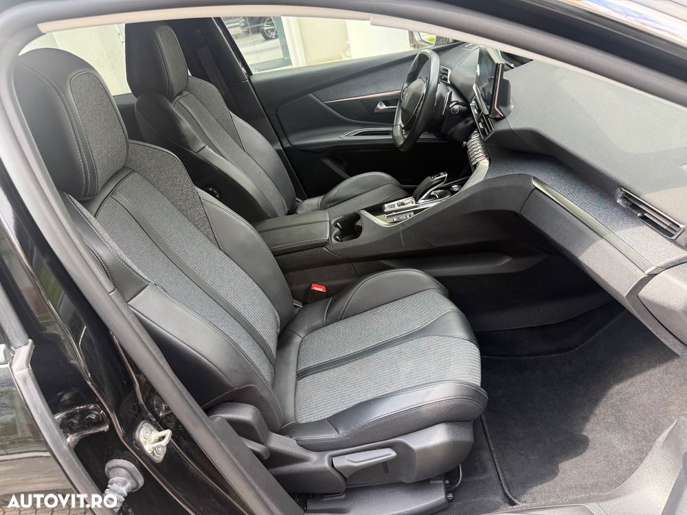 Peugeot 3008 225 e-EAT8 Allure Pack - 13