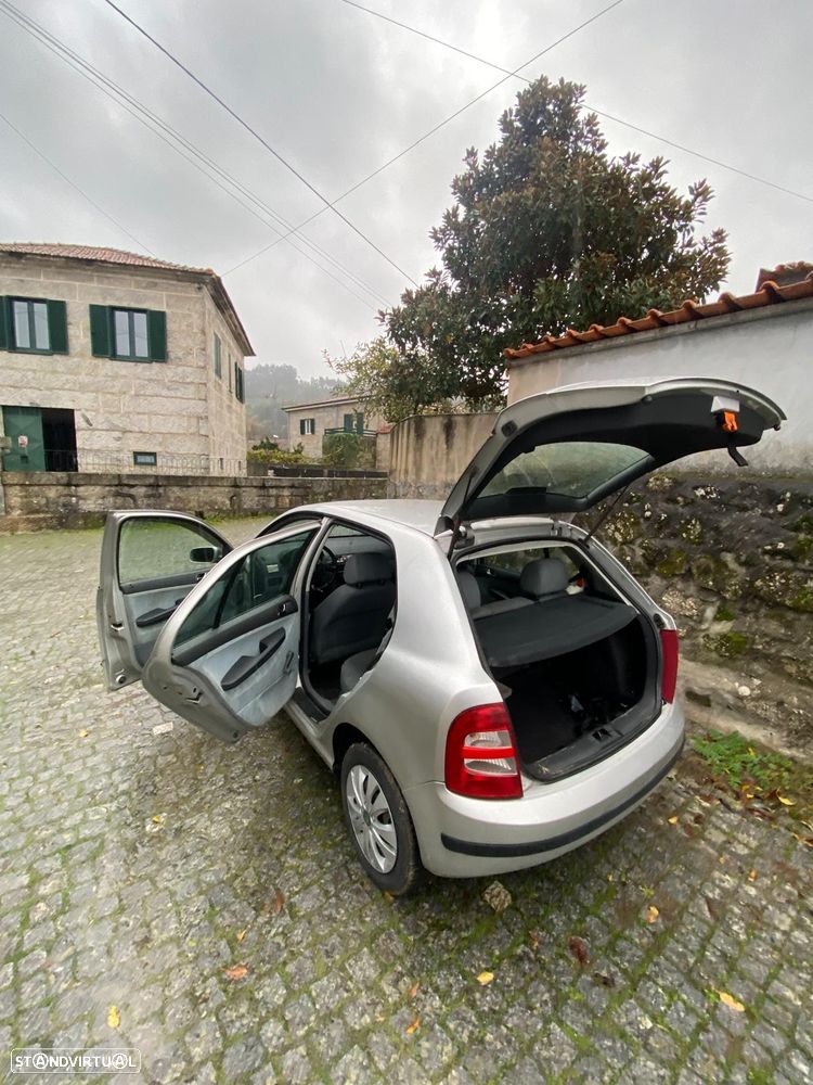 Skoda Fabia 1.4 Comfort - 3