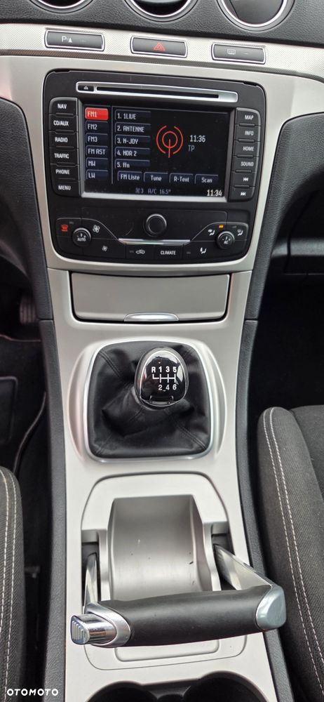 Ford S-Max 2.0 TDCi DPF Business Edition - 26