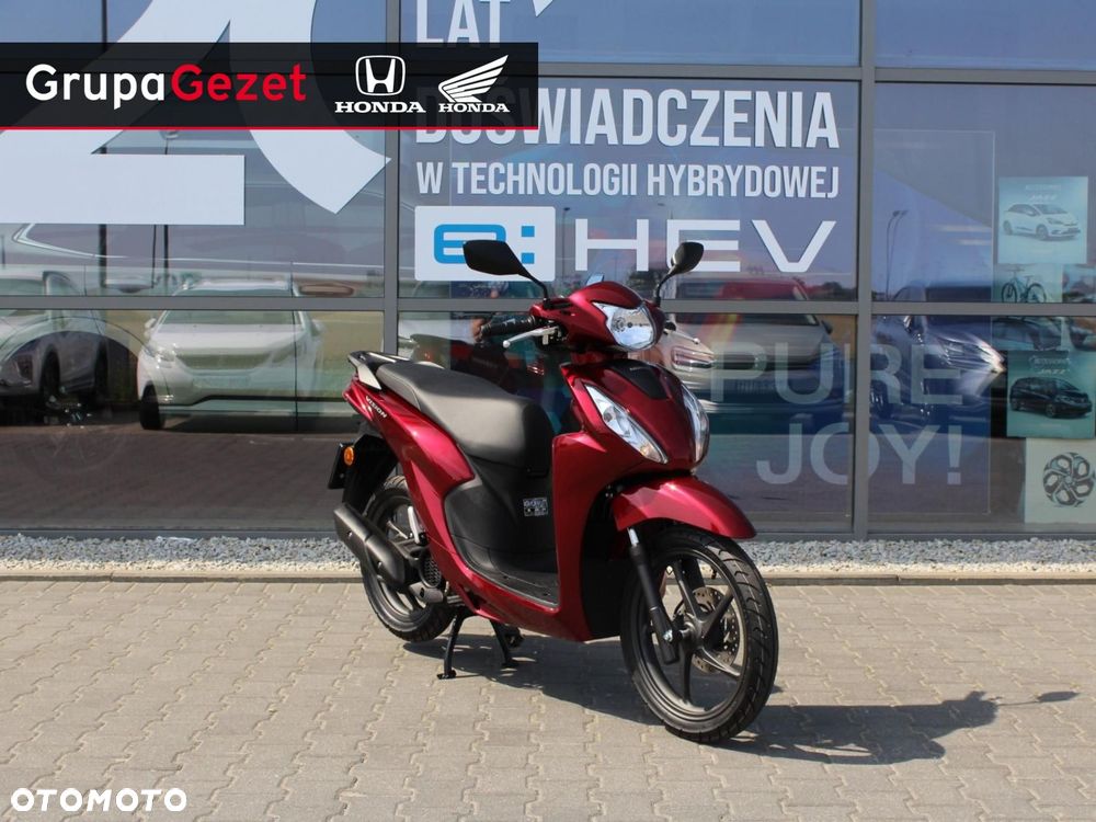 Honda Vision - 1