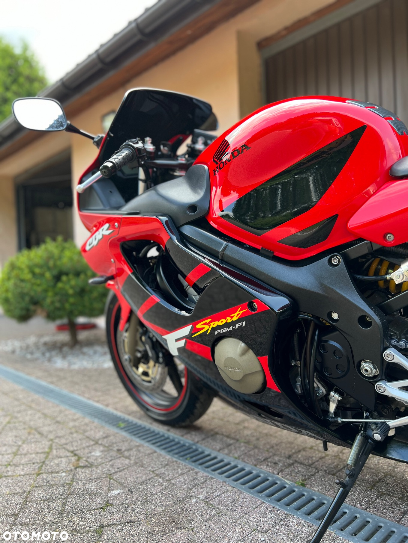 Honda CBR - 29