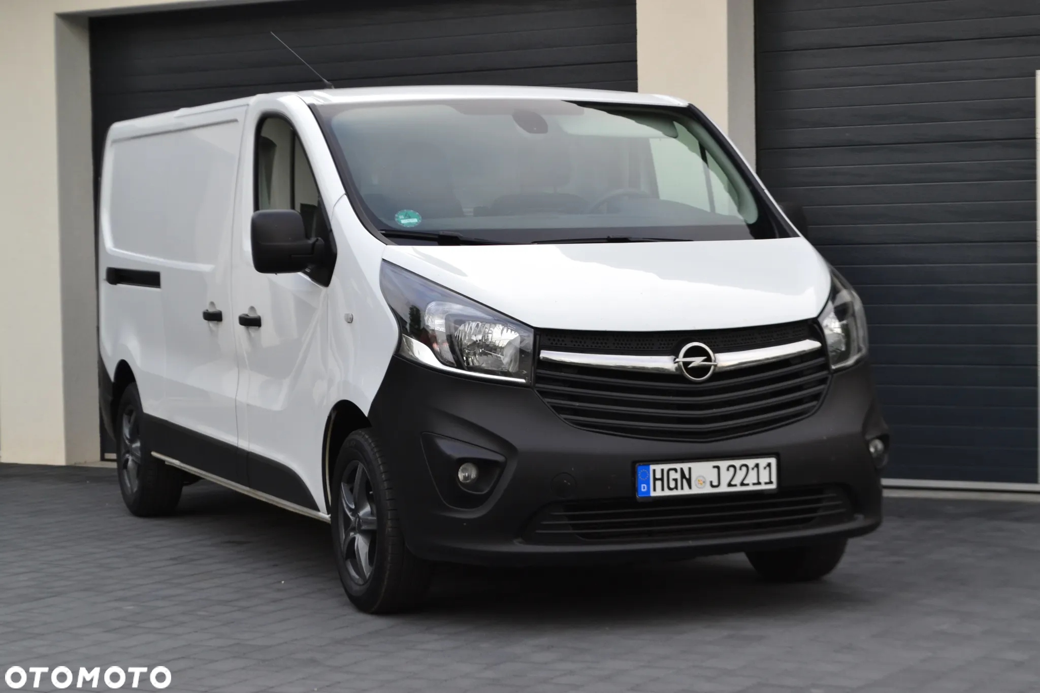 Renault TRAFIC LONG - 9