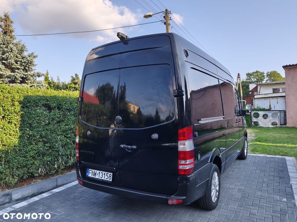 Mercedes-Benz Sprinter 311 - 3