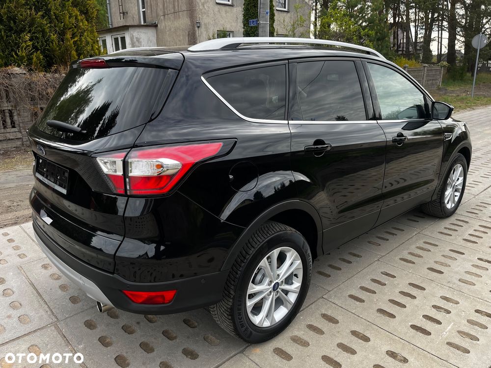 Ford Kuga 2.0 TDCi FWD Titanium Plus - 26