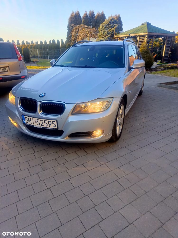 BMW Seria 3 320i - 2