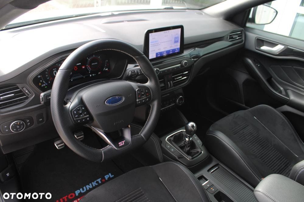 Ford Focus - 9