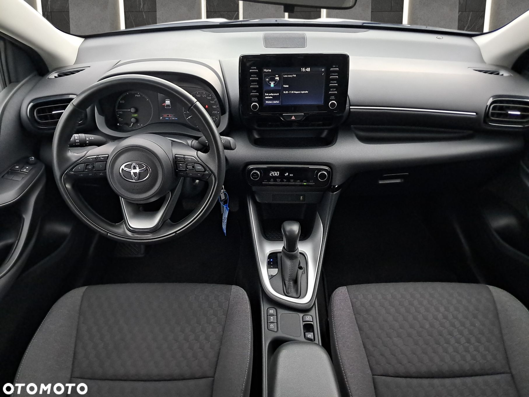 Toyota Yaris Hybrid 1.5 Comfort - 20