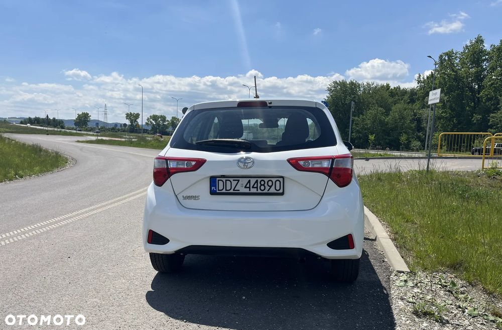 Toyota Yaris 1.5 Active - 8