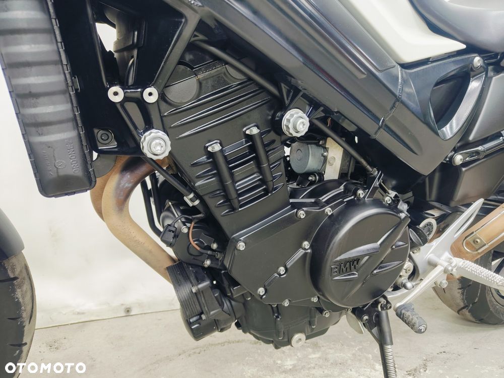 BMW F - 20