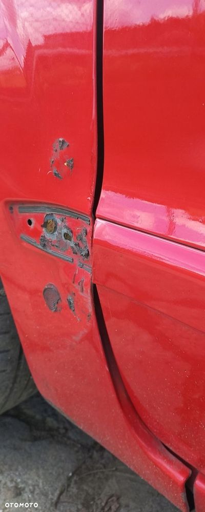BŁOTNIK PRZEDNI LEWY FORD GALAXY MK3 C6 - 2