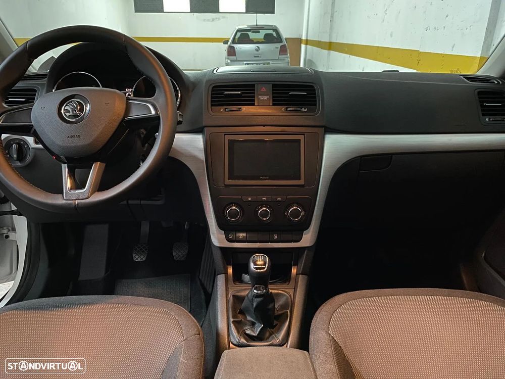 Skoda Yeti 1.6 TDI Greenline Ambition - 10
