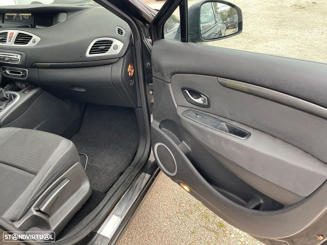 Renault Scénic 1.5 dCi Dynamique S EDC - 20