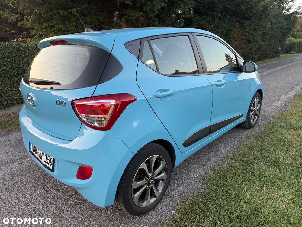 Hyundai i10 1.0 Fifa World Cup Edition - 4